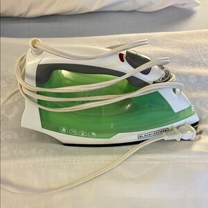 Black+Decker Green and White Iron